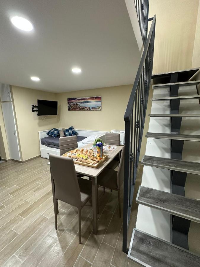 Napoli Centro - La Casa Di Cate Bed & Breakfast Eksteriør bilde